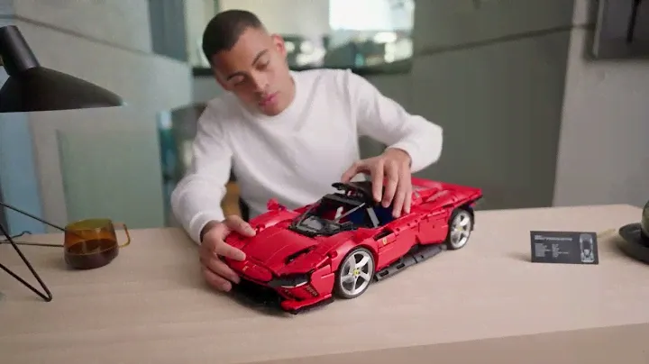 New LEGO Technic Ferrari Daytona SP3