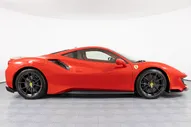 Ferrari 488 Pista