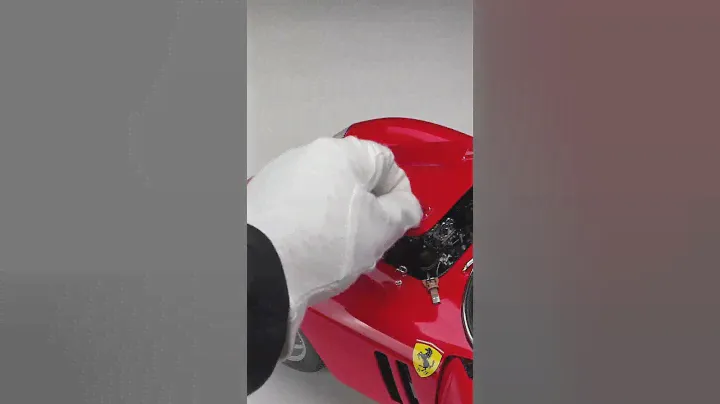 Ferrari 250 GTO at 1:8 scale
