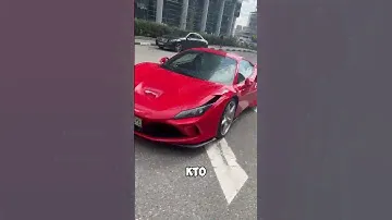 Кто хочет прокатиться на Ferrari?