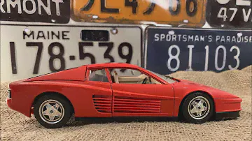 Ferrari Testarossa (1984) Bburago 1:18