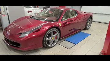 Ferrari 458 Italia Spider и ее прикольные фишки