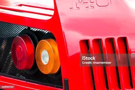 Крупным Планом Красный Ferrari Taillights F40 — стоковые фотографии и другие картинки Ferrari - Ferrari, Ferrari F40, Крупный план