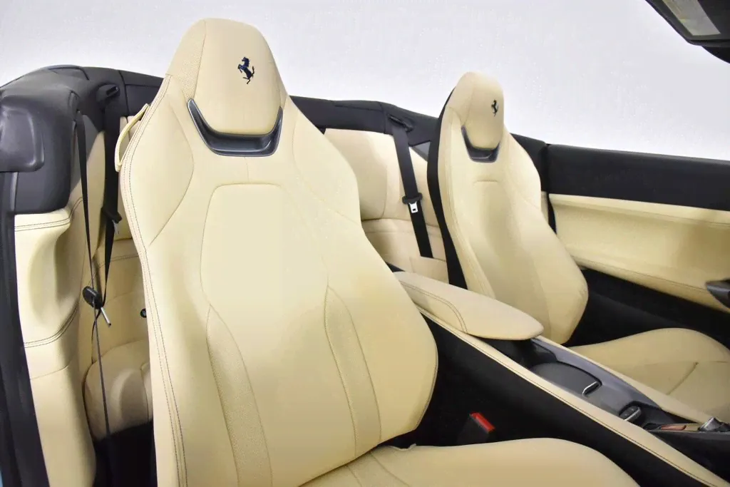 Ferrari Portofino M-3