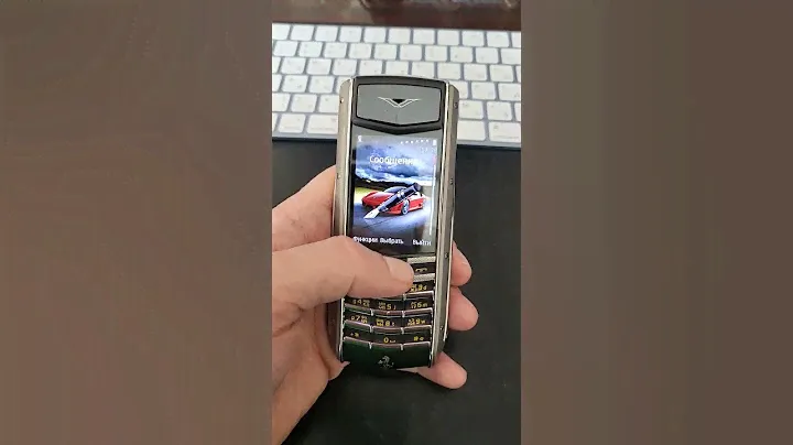 VERTU ASCENT TI GIALLO FERRARI SPECIAL EDITION