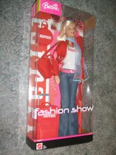 BARBIE FERRARI DOLL FOR FASHION SHOW INTERNATIONAL BOX