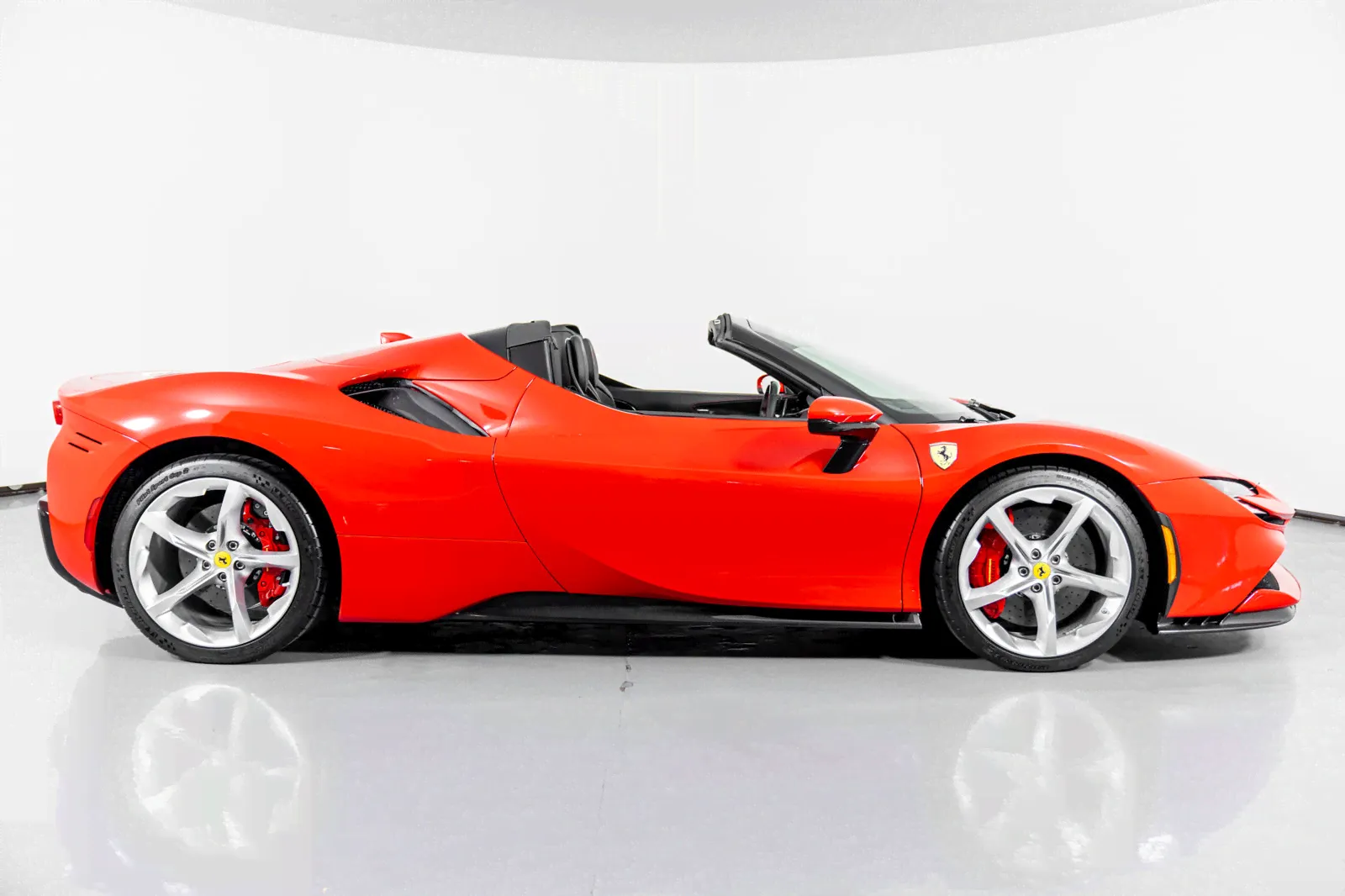 Ferrari SF90 Spider-4