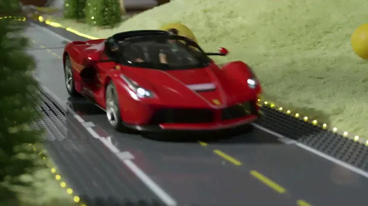 Rastar -  “Ferrari LaFerrari” Радиоуправляемая машинка 50100