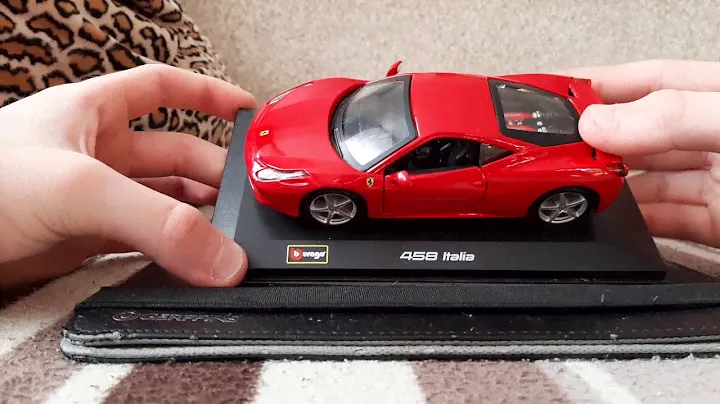 Обзор масштабной модели спортивного автомобиля FERRARI 458 ITALIA от производителя burago.