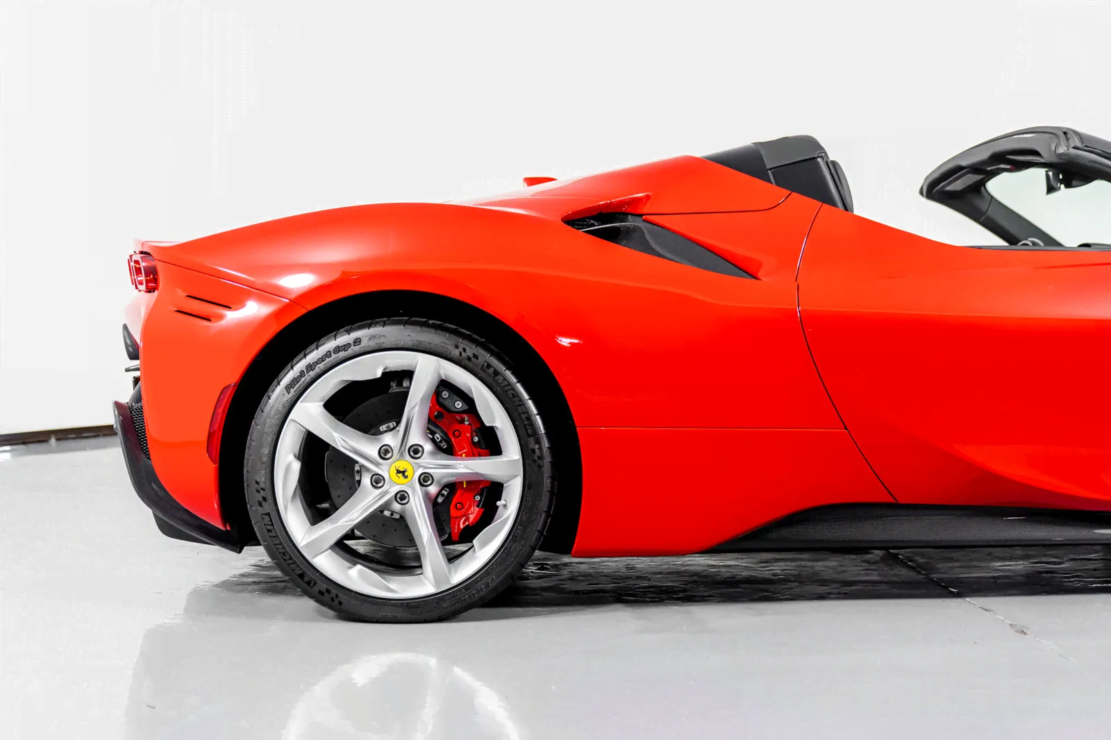 Ferrari SF90 Spider-2