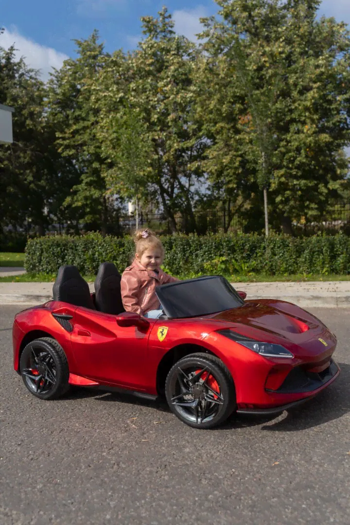 Детский электромобиль Ferrari F111FF