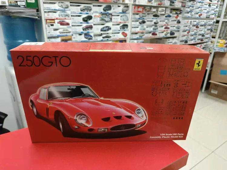 FU12337 Ferrari 250 GTO 1:24 Fujimi