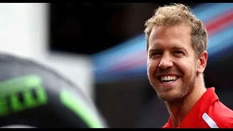 СЕБАСТЬЯН ФЕТТЕЛЬ БРОСАЕТ КЕПКУ МЕРСЕДЕС И МЕНЯЕТ НА  ФЕРРАРИ / VETTEL TAKING OFF MERCEDES CAP / F1