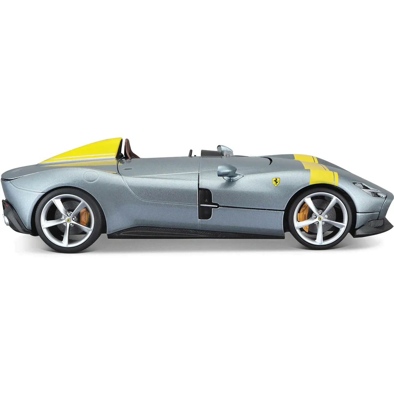 Машинка Ferrari Monza SP1 1:18 Bburago серебристый-3