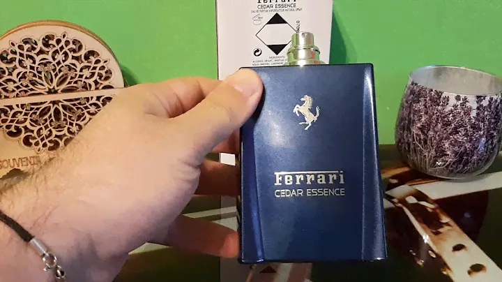 Prim contact cu parfumurile casei Ferrari + recenzie în limba română: Cedar Essence (EDP)